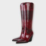 Botas com Design Croco e Salto Elegante feminino
