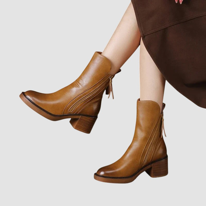 Botas em pele feminino