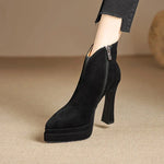 Botas com estilo retro e um toque de modernidade feminino