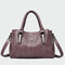 Bolsa de ombro elegante atemporal feminino