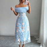 Vestido Noelia com bordado floral e elegância romântica
