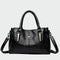 Bolsa de ombro elegante atemporal feminino