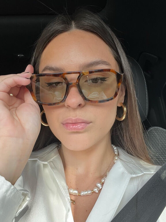 Sara - Óculos de Sol feminino