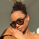 Sara - Óculos de Sol feminino