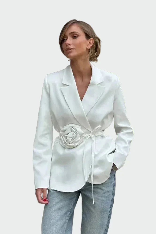 Blazer em linha impecável feminino