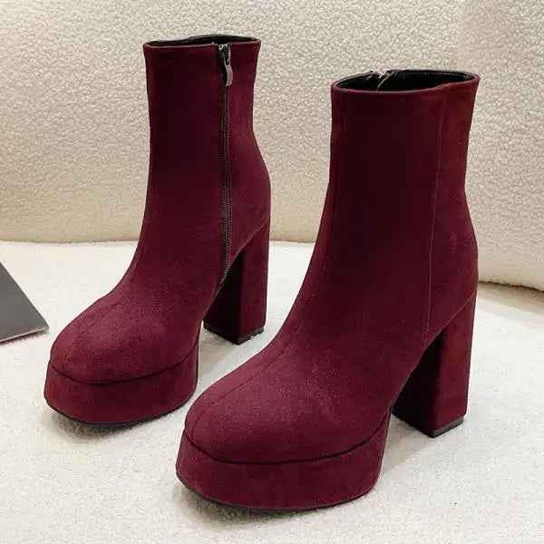 Botas com estilo sofisticado e calor garantido neste inverno feminino