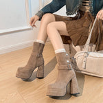 Botas de estilo urbano com personalidade e confiança feminino