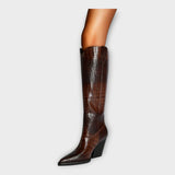 Botas com Design Croco e Salto Elegante feminino