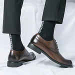 Sapatos Clássicos de fato masculino