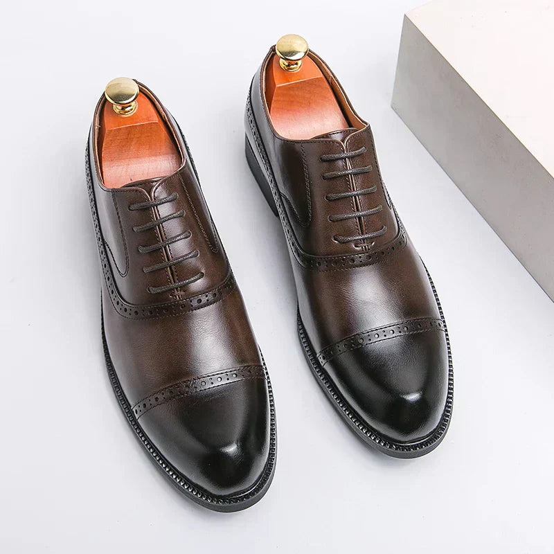 Sapatos Clássicos de fato masculino