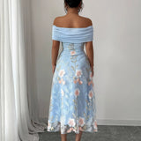 Vestido Noelia com bordado floral e elegância romântica