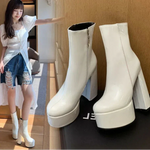 Botas com plataforma super alta com charme e confiança feminino