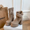 Botas de estilo urbano com personalidade e confiança feminino