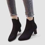 Botas com plataforma em camurça feminino