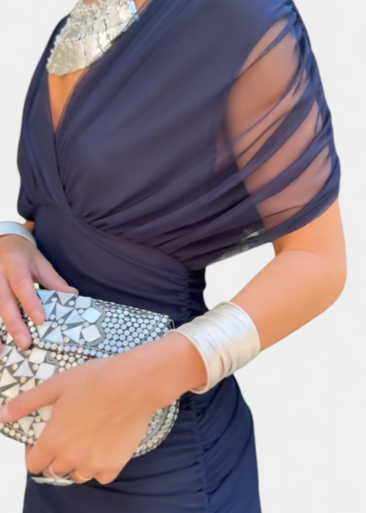 Vestido elegante com decote em V feminino