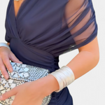 Vestido elegante com decote em V feminino