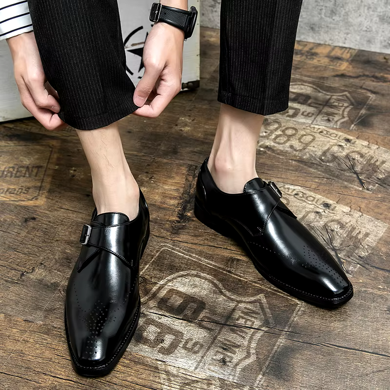 Sapatos de fato masculino