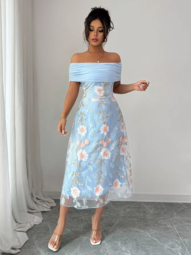 Vestido Noelia com bordado floral e elegância romântica