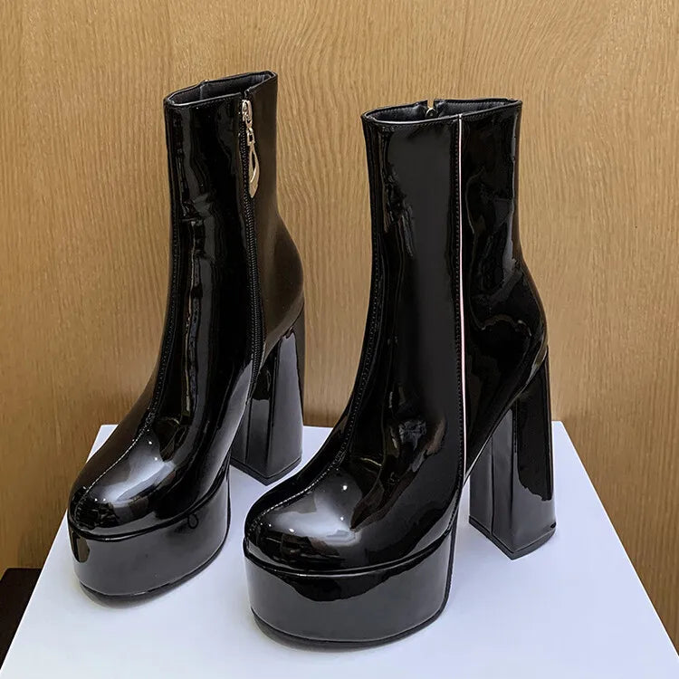 Botas com plataforma super alta com charme e confiança feminino