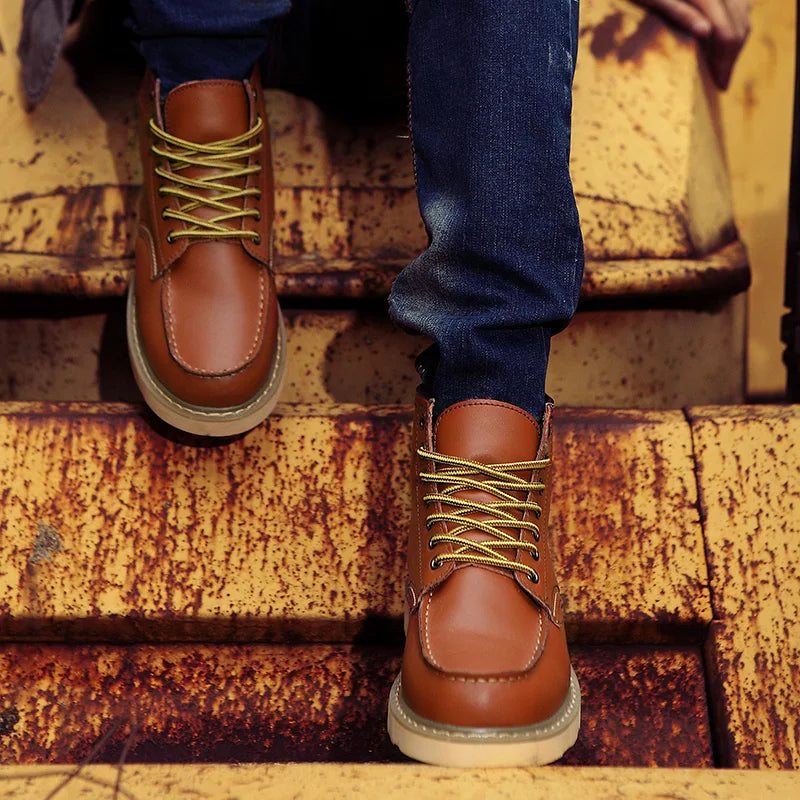Botas em Couro Verdadeiro masculino
