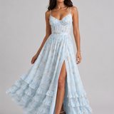 Vestido Elora com decote delicado e elegância romântica