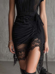 Belisa | Vestido mini plissado com renda