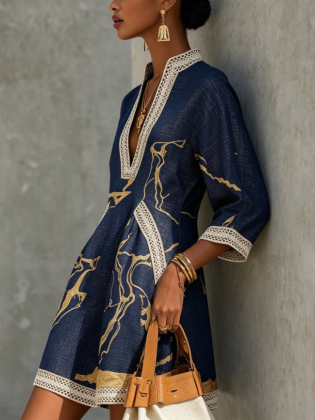 Cosette | Vestido curto azul-marinho com bordados dourados
