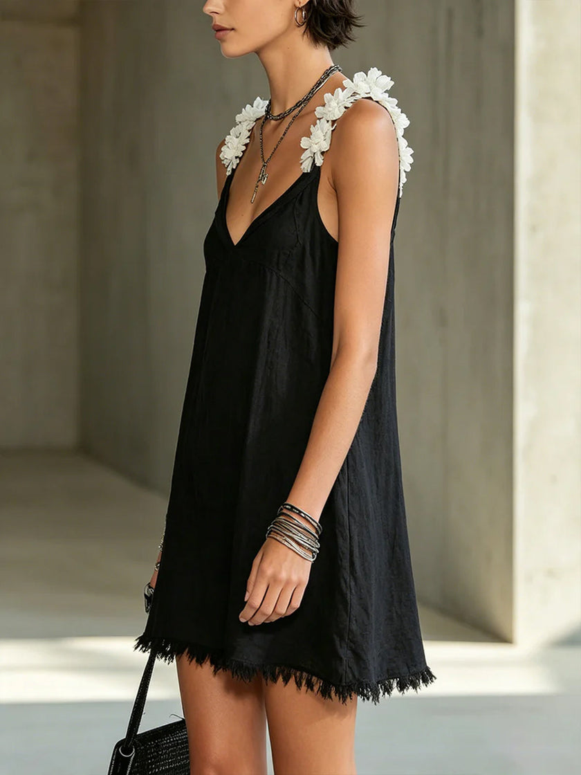 Noémie | Vestido curto preto com alças florais