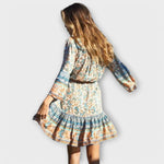 Vestido curto feminino