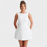 Mini vestido com pérolas feminino
