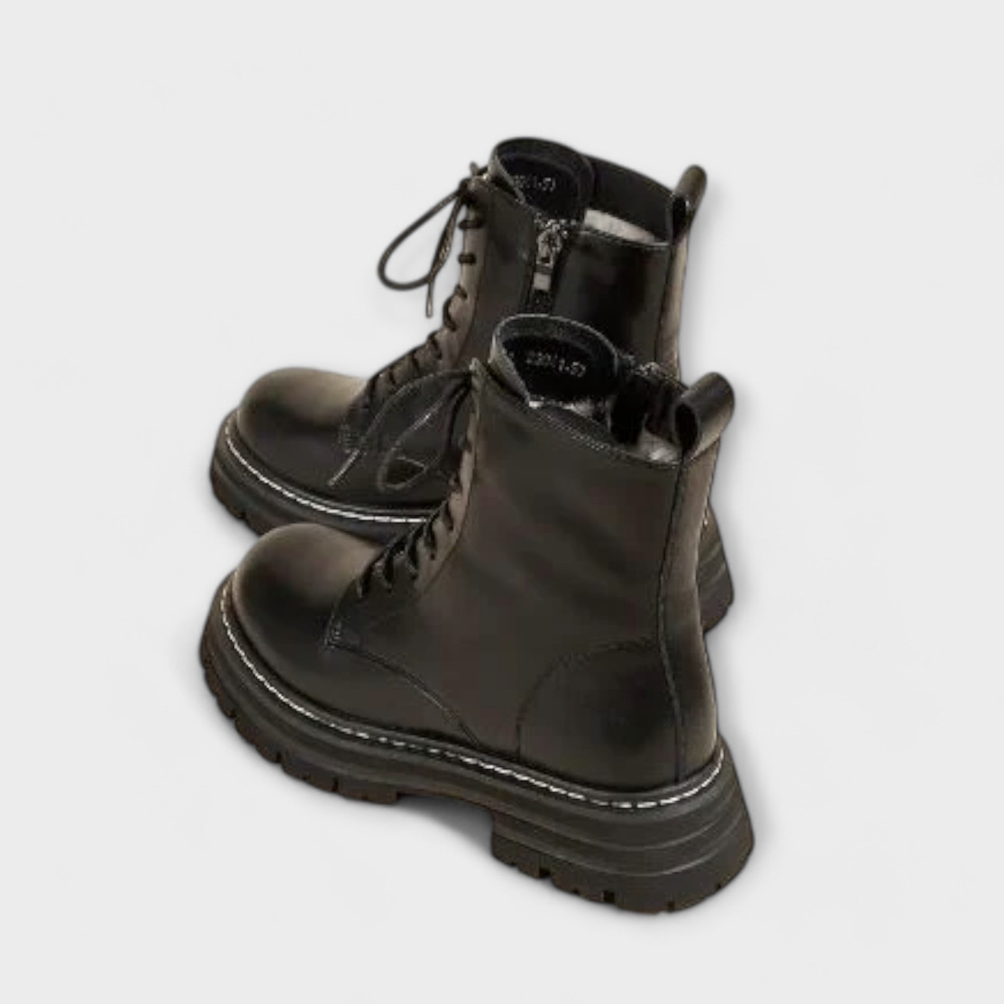 Botas de couro para mulher