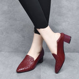 Sapatos de Salto em Pele Vegan com Bordado Suave feminino