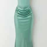 Vestido comprido com corpete feminino