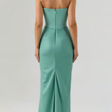 Vestido comprido com corpete feminino