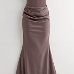 Vestido comprido com corpete feminino