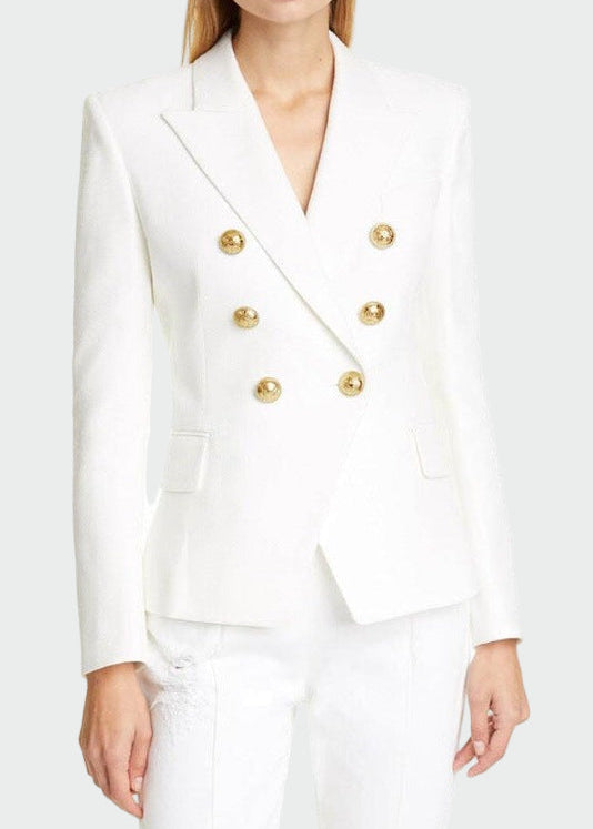 Blazer em linha clássica feminino