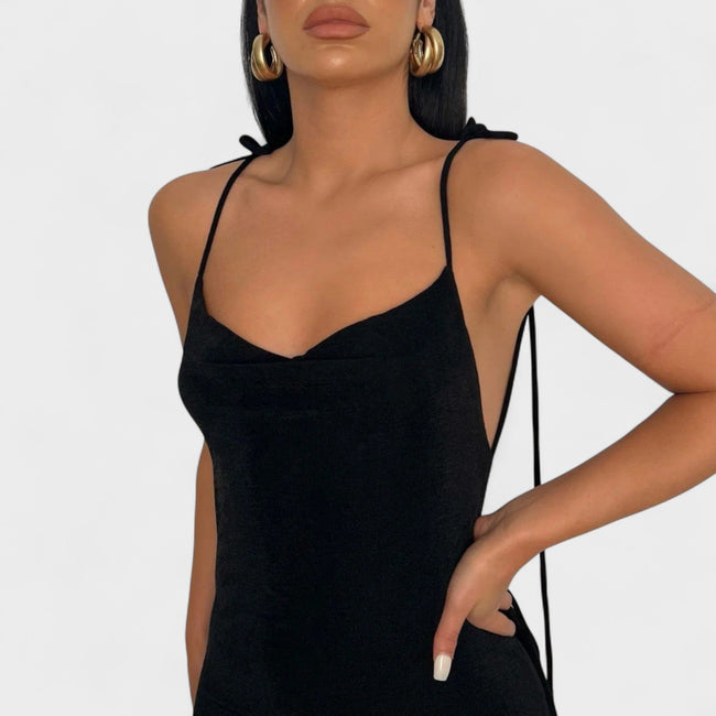 O vestido que celebra curvas feminino