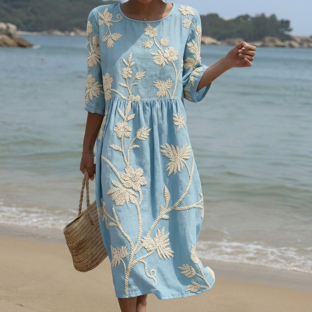 Vestido Midi com Estampa de Plantas e Flores
