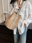Berlia | Mala Hobo de Linhas Minimalistas