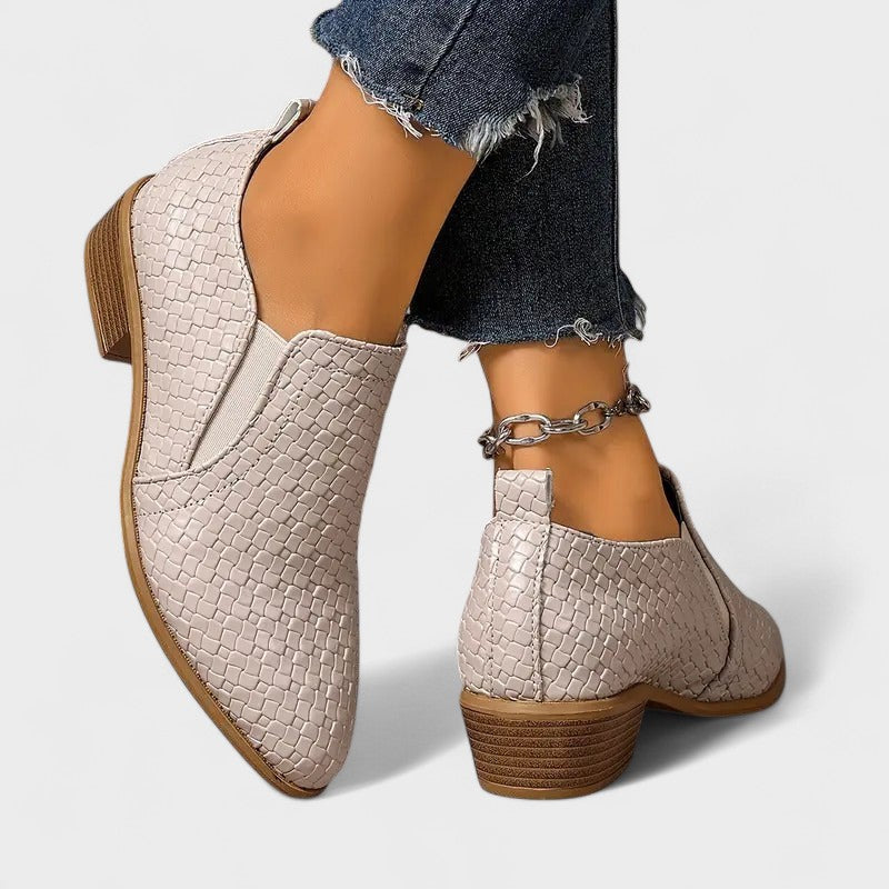 Sapatos casuais elegantes feminino
