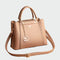 Executiva de couro de luxo feminino