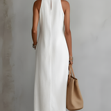 Vestido Clara com renda delicada e charme de verão