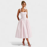 O vestido midi vintage feminino